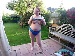 Wife Showing off www fasttimesax com 2016 in garden