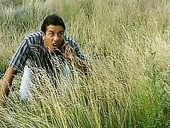 Blonde im Vorgarten Outdoor gefickt