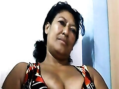 Mature Mom Show tits and lick her nip slip