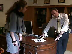 Hunter Bryce Loves Taking Her Nerdy Boyfriend&039;s Load